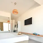 Lemon Cliff Luxury Mamaia