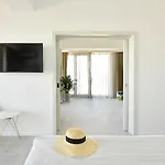 מלון Lemon Cliff Luxury מאמאיה