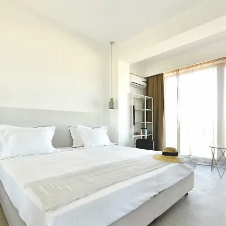 Отель Lemon Cliff Luxury