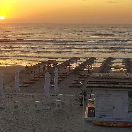 Отель Lemon Cliff Luxury 3*