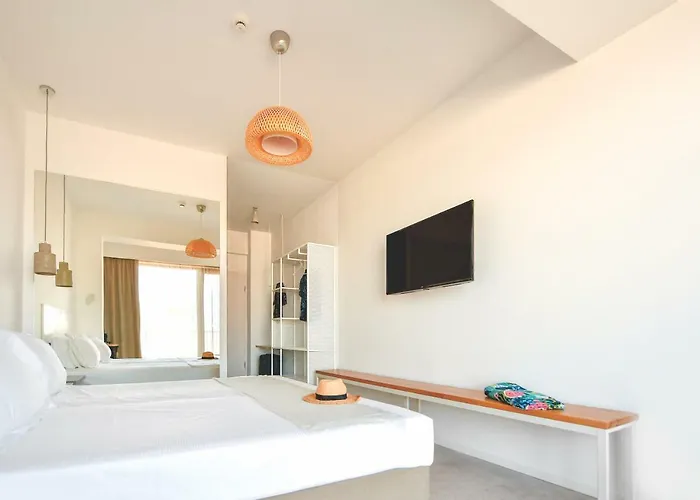 Lemon Cliff Luxury Mamaia